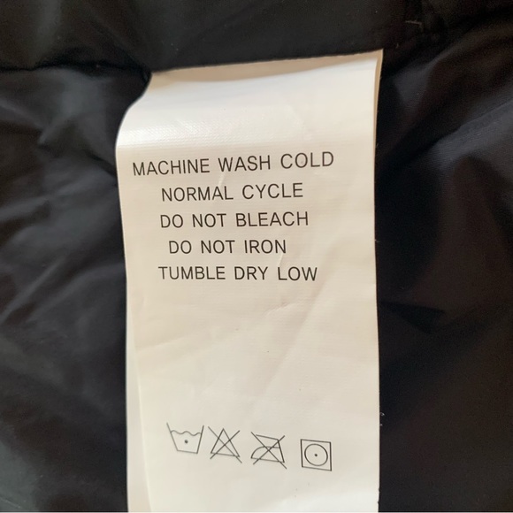 True Religion Down Vest - Picture 7 of 10